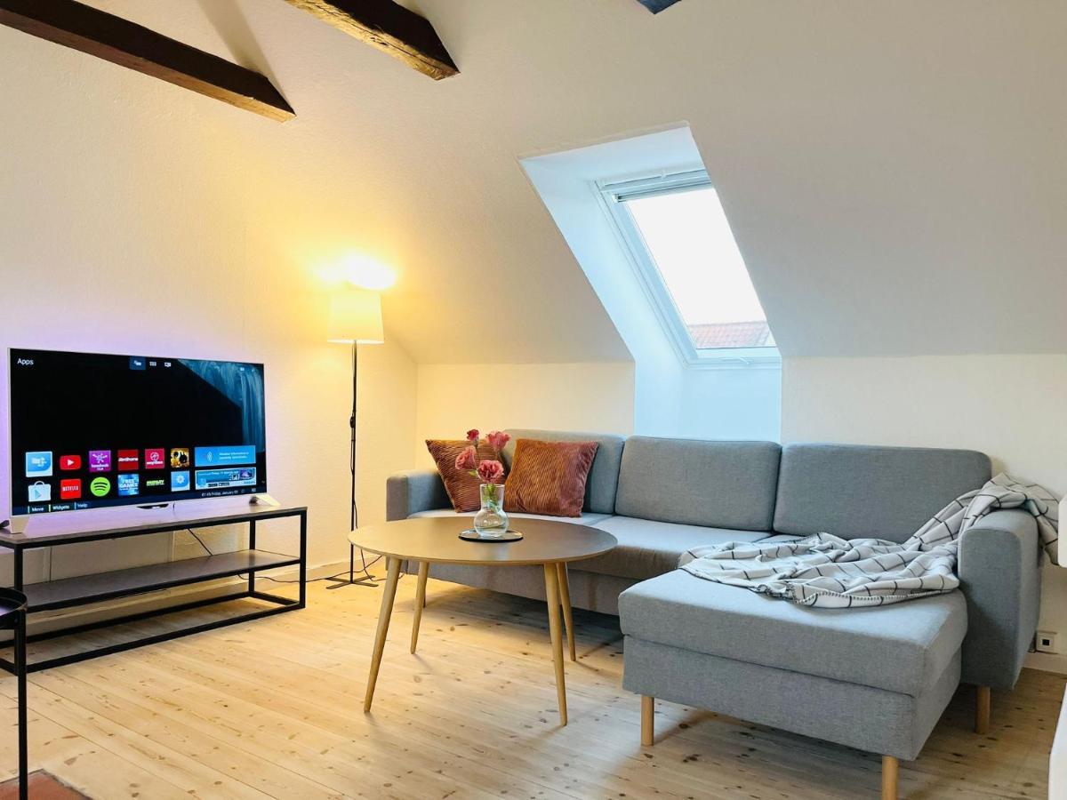 Scandinavian Apartment Hotel - Lunden 1 - Central 3 Bedroom Apartment On Two Floors Хорсенс Экстерьер фото