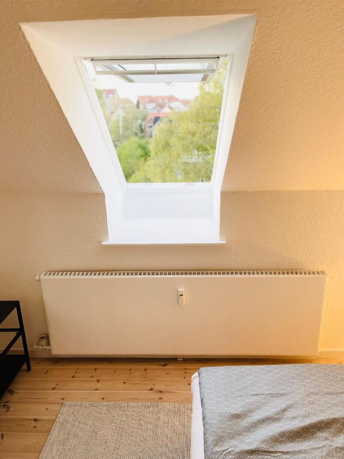 Scandinavian Apartment Hotel - Lunden 1 - Central 3 Bedroom Apartment On Two Floors Хорсенс Экстерьер фото